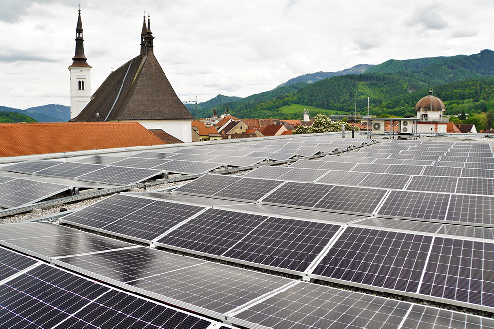 Photovoltaikanlage am Rathausdach