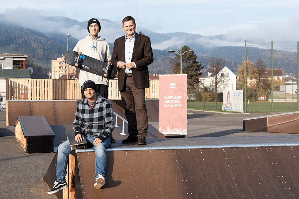 Eroeffnung Skateranlage Gruppenbild